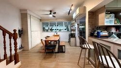 Blk 327 Jurong East Street 31 (Jurong East), HDB Executive #573202691